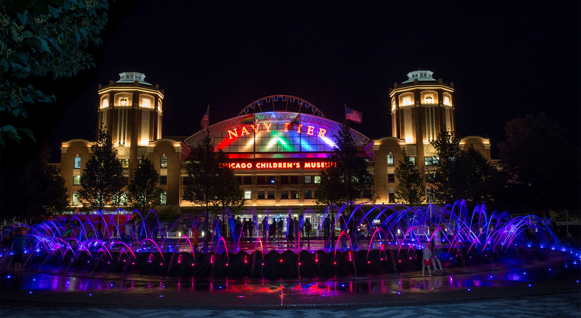 Chicago Navy Pier night illumination children's museum exterior